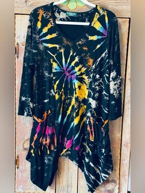Kathmandu Black imports Tie-Dye V-Neck Tunic /dress Multicolor Accents small